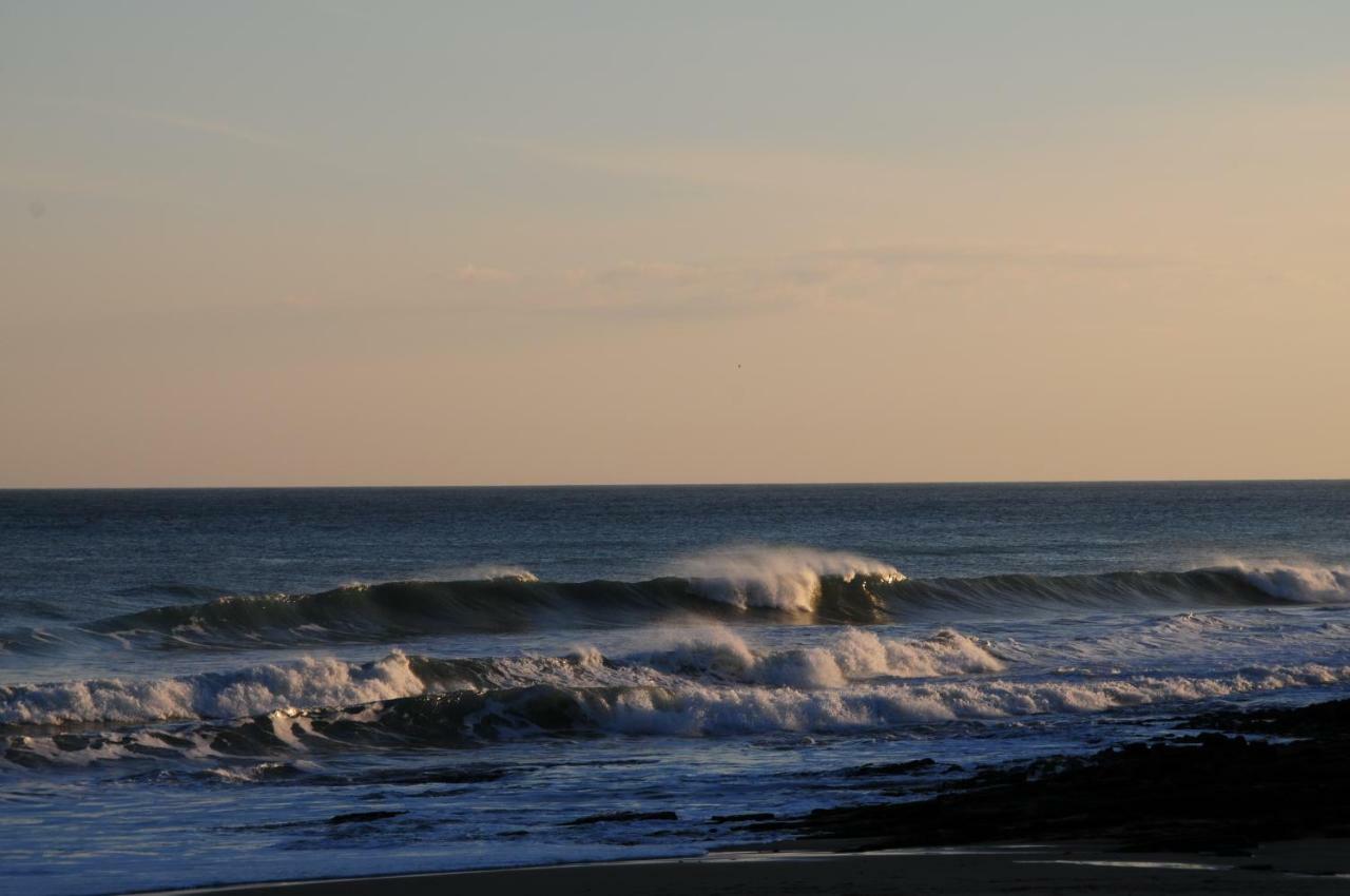 Хостел Jho'La Surf Camp Praia Da Luz Экстерьер фото