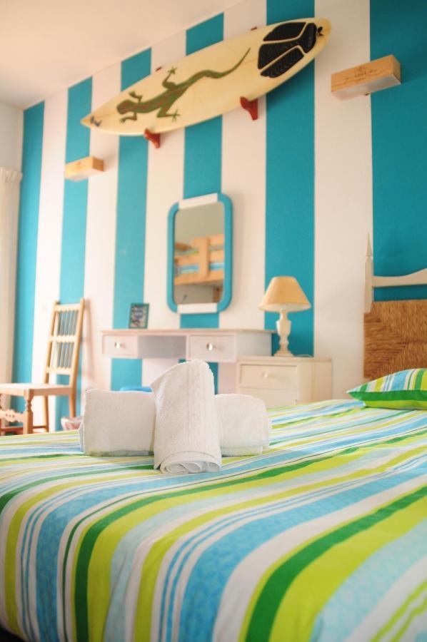Хостел Jho'La Surf Camp Praia Da Luz Экстерьер фото